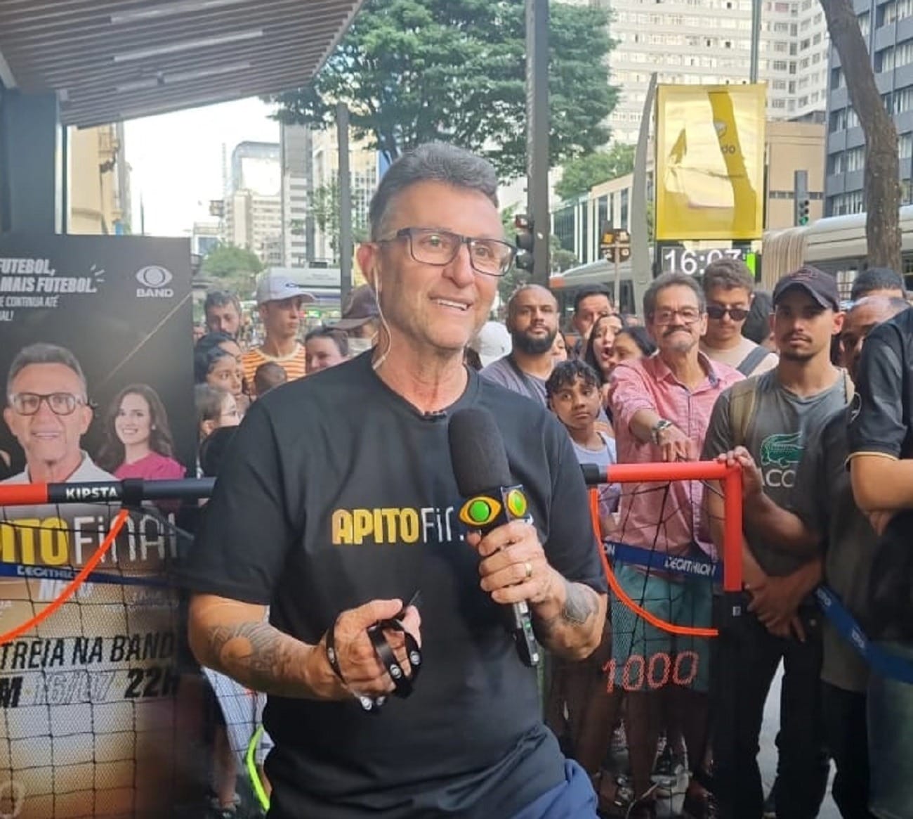 Neto Para A Avenida Paulista Para Divulgar Programa Apito Final