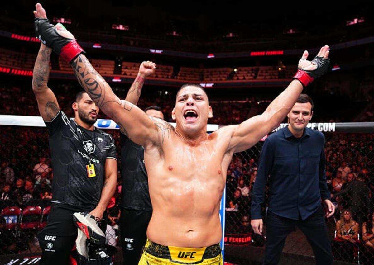 Brunno Hulk cotovelada giratória vence nocaute primeiro round UFC