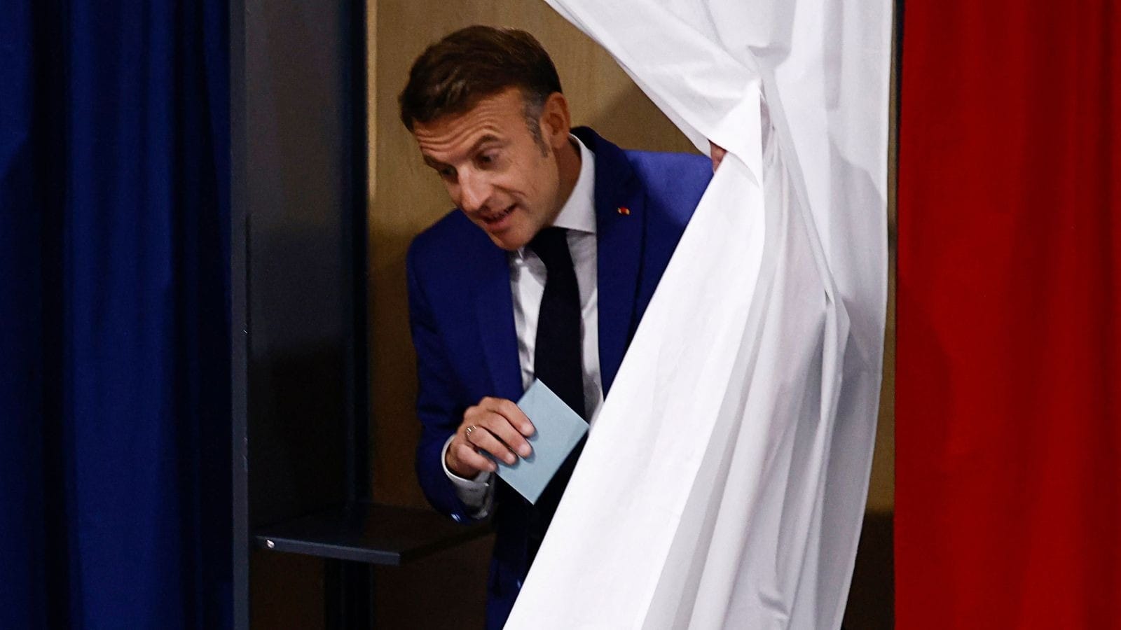 Eleições na França mostram rejeição de Macron e força da extrema