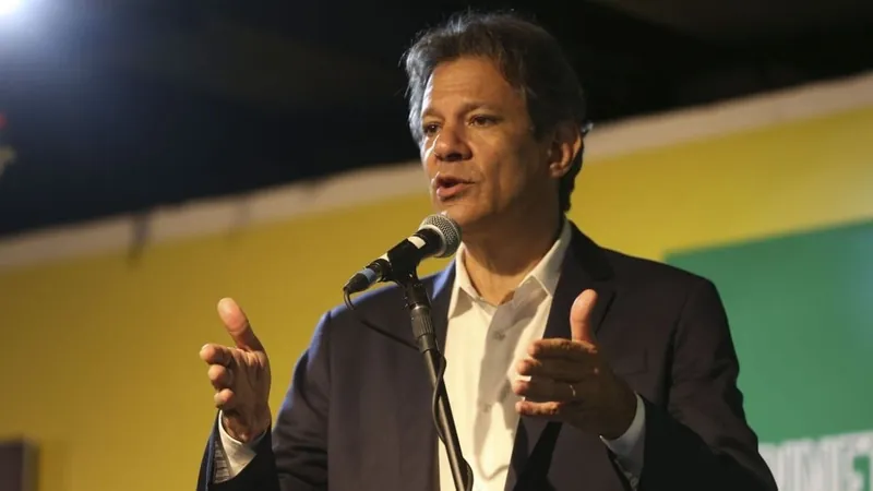 Brasil tem recados político, econômico e ambiental, diz Haddad