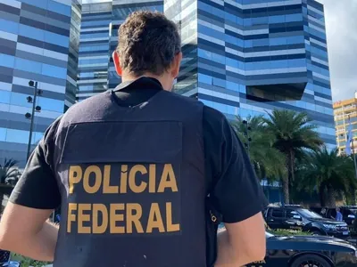 Lesa Pátria: PF faz buscas em oito estados contra financiadores do 8/1