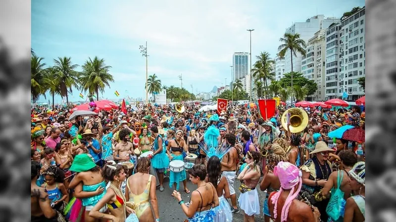 Começa oficialmente a temporada do carnaval carioca com desfile de blocos  de rua
