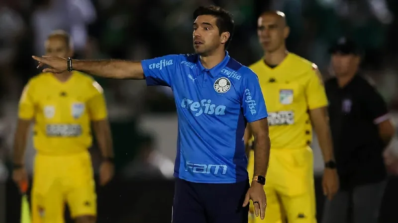 "Vai levar tempo para chegar ao nosso normal", diz Abel Ferreira sobre Palmeiras