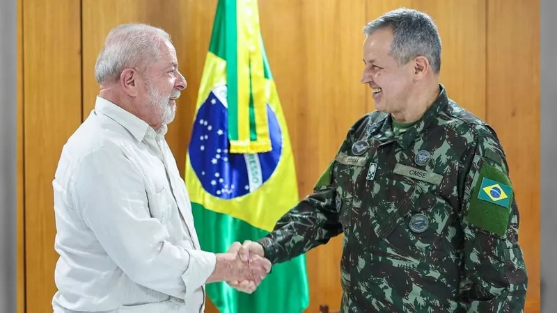 Análise: Troca de comando no Exército sinaliza tentativa de pacificação