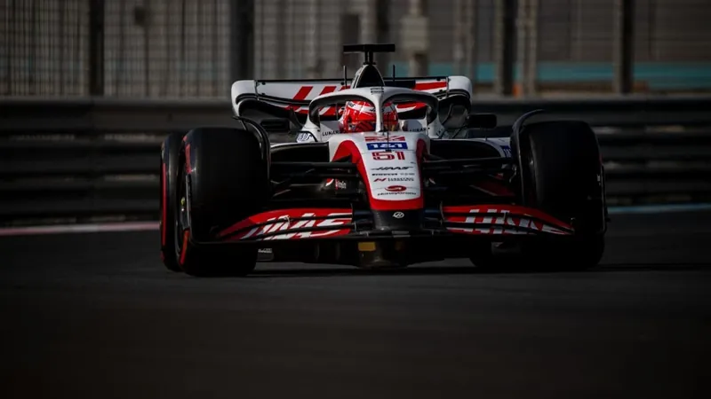 Haas anuncia renovação e mantém Pietro Fittipaldi como piloto reserva em 2023