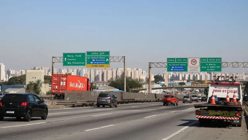 Aniversário de SP: mais de um milhão de veículos devem movimentar rodovias