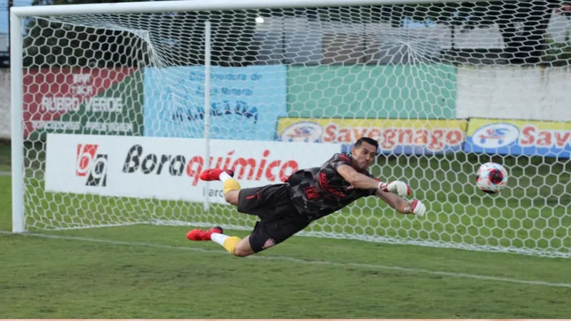 O time busca sua primeira vitória no Alfredão