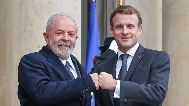 Por telefone, Lula e Macron falam sobre democracia, clima e acordo Mercosul-UE