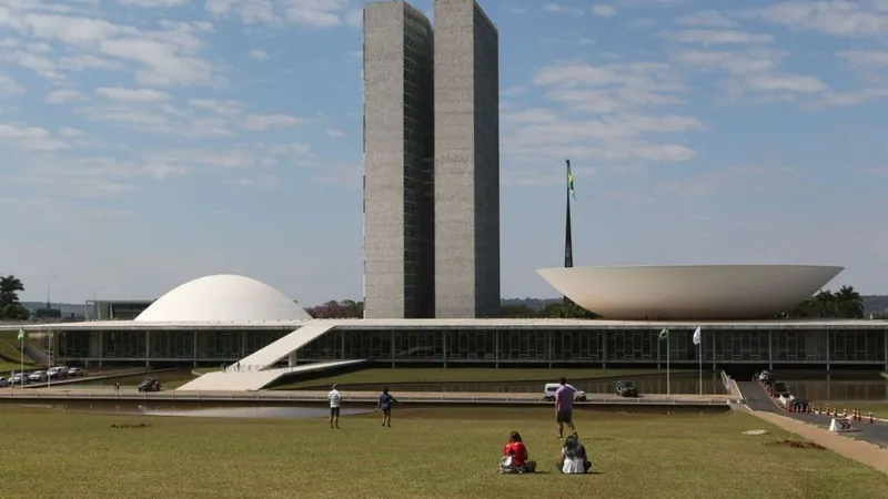 Câmara e Senado elegem presidentes das casas nesta quarta-feira (01)