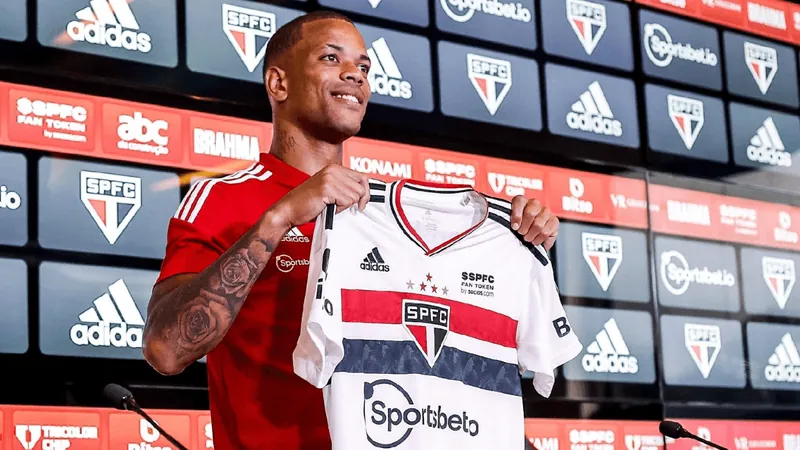 Caio Paulista, atualmente no São Paulo, pode ir para rival Palmeiras