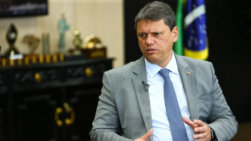 Datafolha: Tarcísio de Freitas é aprovado por 44% e rejeitado por 11% em SP