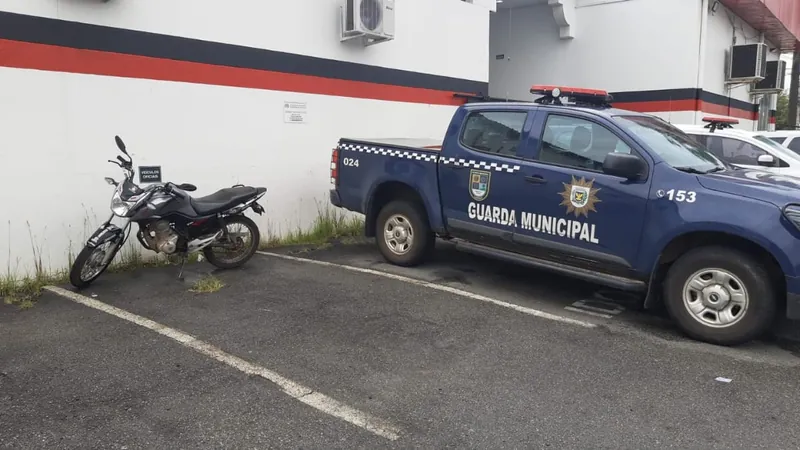 Guarda Municipal de Campinas apreende motos dublê trafegando pelo Swiss Park