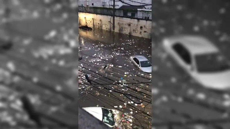 Temporal em diferentes regiões do RJ causa transtornos e estragos