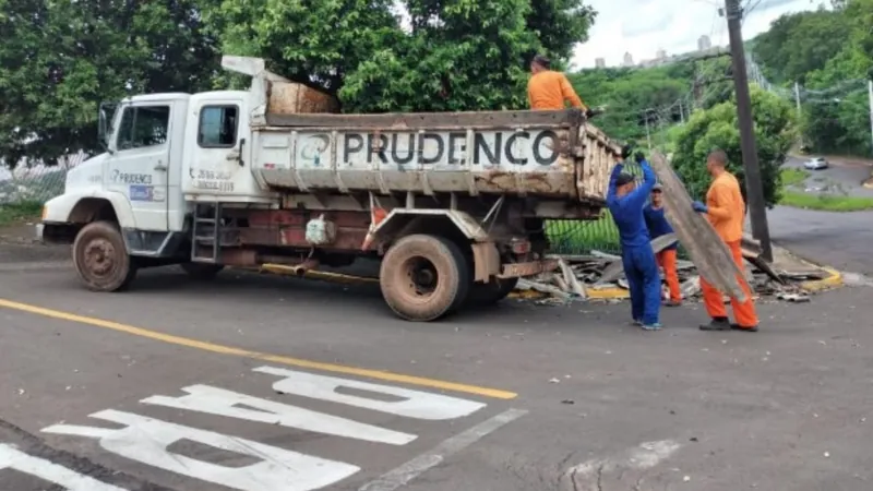 Foram recolhidos materiais nas regiões Norte e Leste