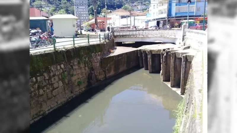 Obras do Túnel Extravasor são paralisadas em Petrópolis, dizem moradores