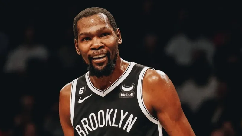 Kevin Durant vai para o Phoenix Suns após troca com o Brooklyn Nets