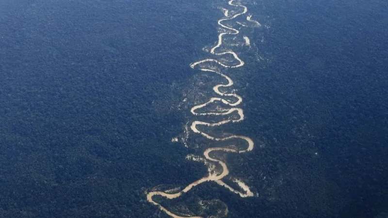 FAB prorroga permissão de voos privados em terras Yanomami até 6 de maio 