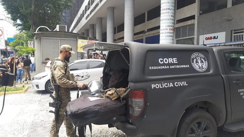 Cartas deixadas na OAB após ameaça de bomba vão passar por perícia