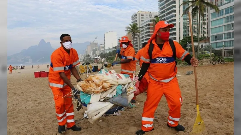 Quase 4 mil garis da Comlurb vão atuar diariamente no Carnaval