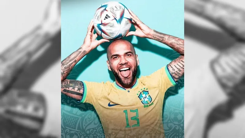 Ministério Público da Espanha pede que Daniel Alves continue preso