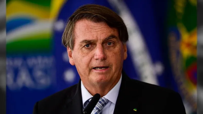 PGR não vê crime de Bolsonaro na divulgação de dados falsos sobre Covid-19