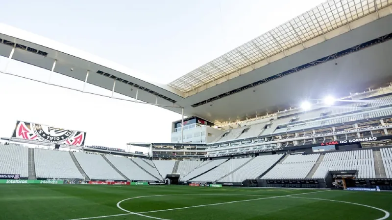 NFL no Brasil: Estádio do Corinthians recebe jogo de futebol americano em  2024 - Quinto Quarto