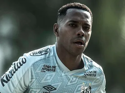 STF retoma julgamento de habeas corpus de Robinho nesta sexta-feira (15)