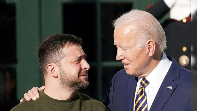 Biden visita Kiev e anuncia novo pacote de ajuda militar à Ucrânia