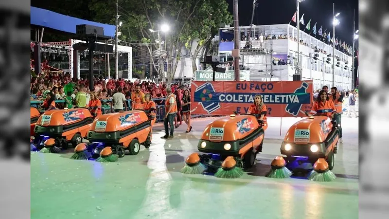 Comlurb recolhe 66 toneladas no Sambódromo em desfile do Grupo Especial