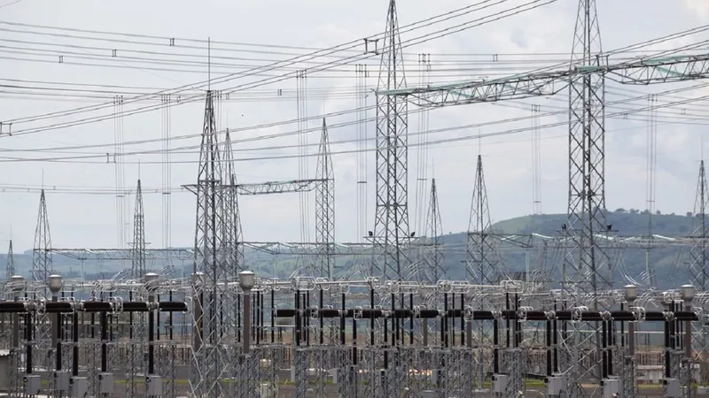 Moradores do Rio enfrentam problemas no fornecimento de energia durante Carnaval