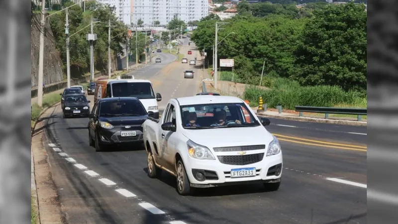 Avenida João Marson em São José tem trânsito liberado