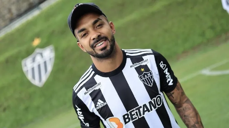 Paulo Henrique, ex-Atlético-MG, é o novo reforço do Vasco até o fim da temporada