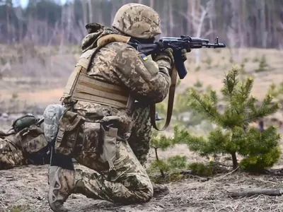 Veja como é o treinamento de soldados da Ucrânia na luta contra a invasão russa