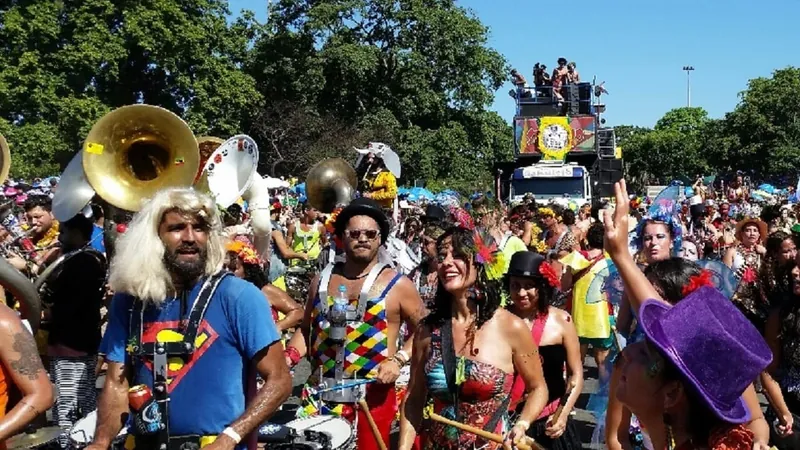 Carnaval 2023 em SP: Veja a programação dos blocos neste sábado (25)