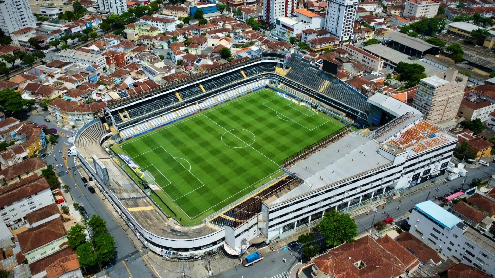 São Paulo na Vila Belmiro? Quando foi única vez que time mandou partida em  estádio rival - ESPN