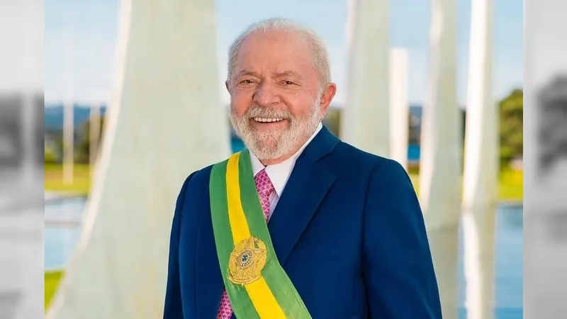 Lula divulga nova foto oficial como presidente