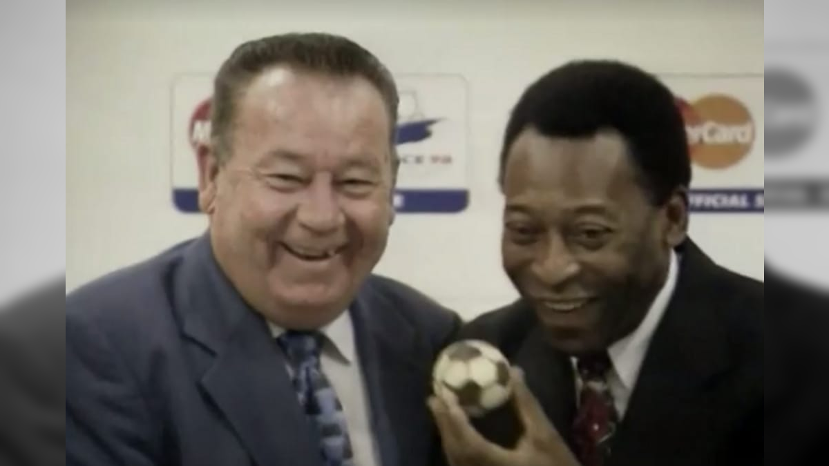 Just Fontaine, maior artilheiro em apenas uma Copa do Mundo, morre aos 89  anos