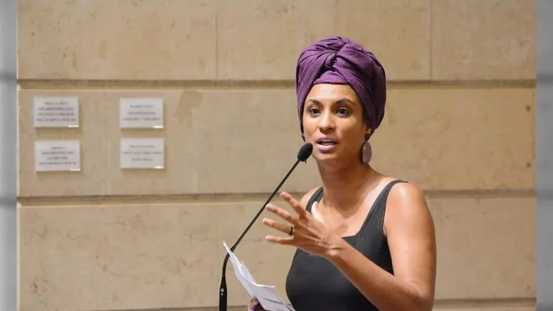 Fotobiografia em homenagem a Marielle Franco é lançada no dia de seu aniversário