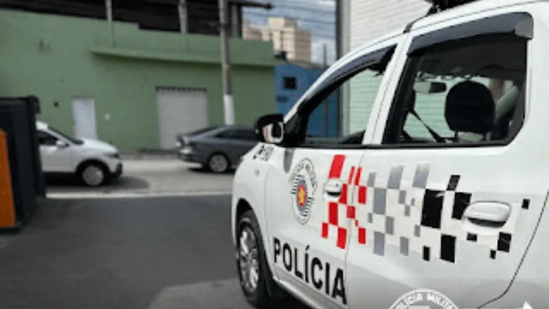 Polícia Militar recupera carro furtado em Taubaté