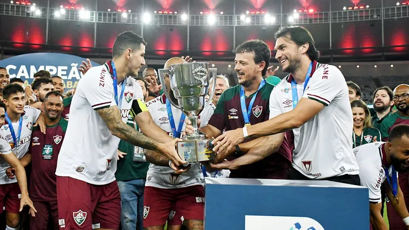 Fernando Diniz celebra primeiro título com o Fluminense: "Estou muito feliz"