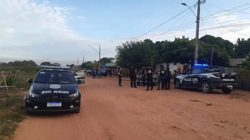 Homens são presos suspeitos de invadirem casa e agredirem idoso em Buritizeiro