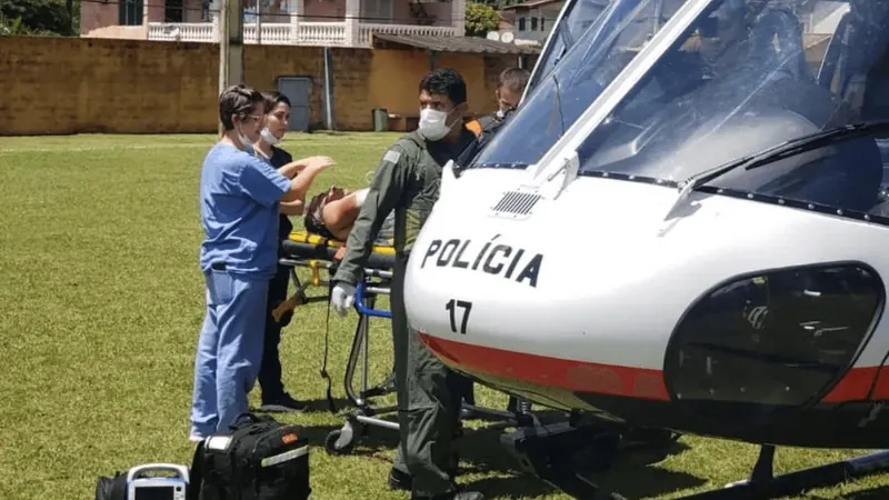 Homem é picado por cobra Jararaca em Monteiro Lobato