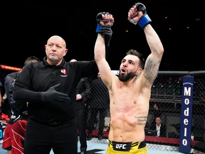 UFC Vegas 71: Bruno acerta chute e "apaga" adversário; Ariane domina e vence