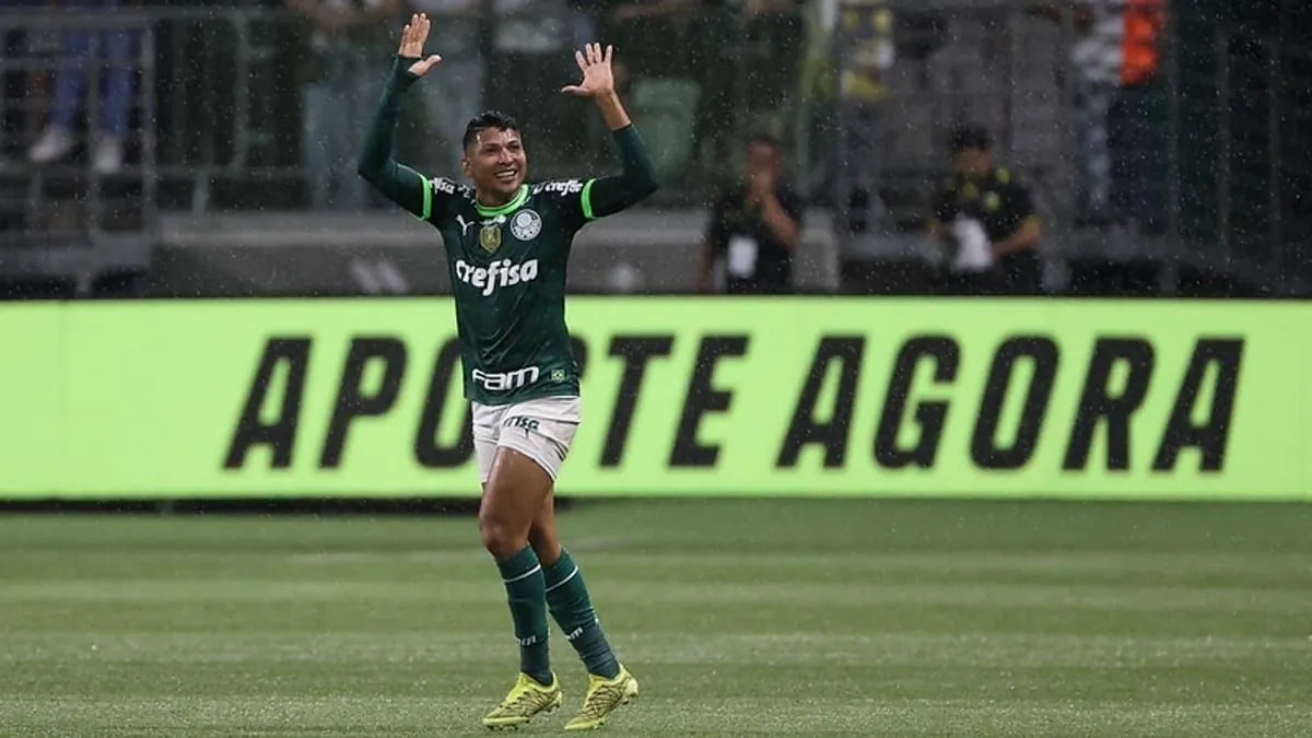 Palmeiras: Rony vai ao prêmio do Paulista com tipoia após cirurgia no braço  - 10/04/2023 - UOL Esporte