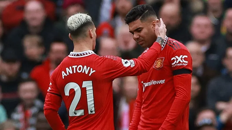 Manchester United x Brentford: siga lances e placar de jogo do Inglês