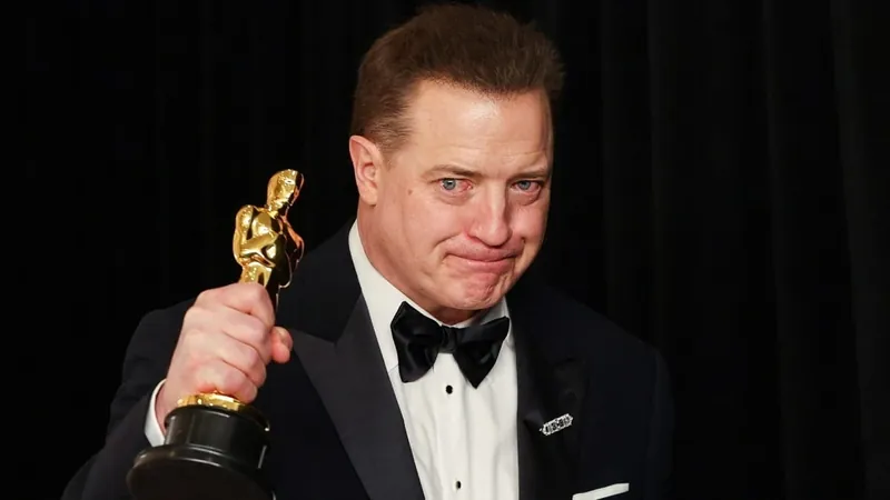 Brendan Fraser chora ao dar volta por cima e ganhar Oscar de melhor ator