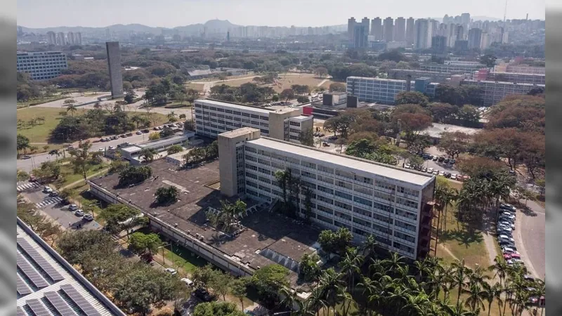 USP adota cotas raciais em concursos para professores e funcionários