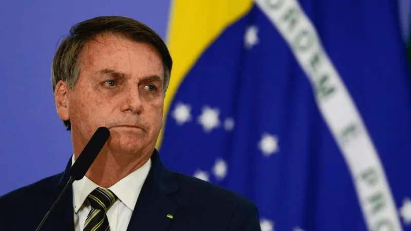 Defesa de Bolsonaro entrega terceiro kit de joias sauditas após decisão do TCU