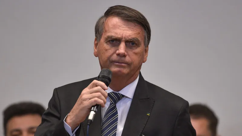 Câmara de Taubaté aprova moção de aplausos para ex-presidente Bolsonaro