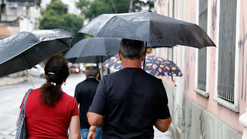 Chuva dá trégua em Manaus, mas se espalha pelo Nordeste